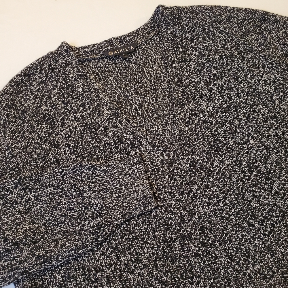 Athleta Switchback V-neck‎ Merino Wool Blend Tunic Sweater Black Marl Size Small